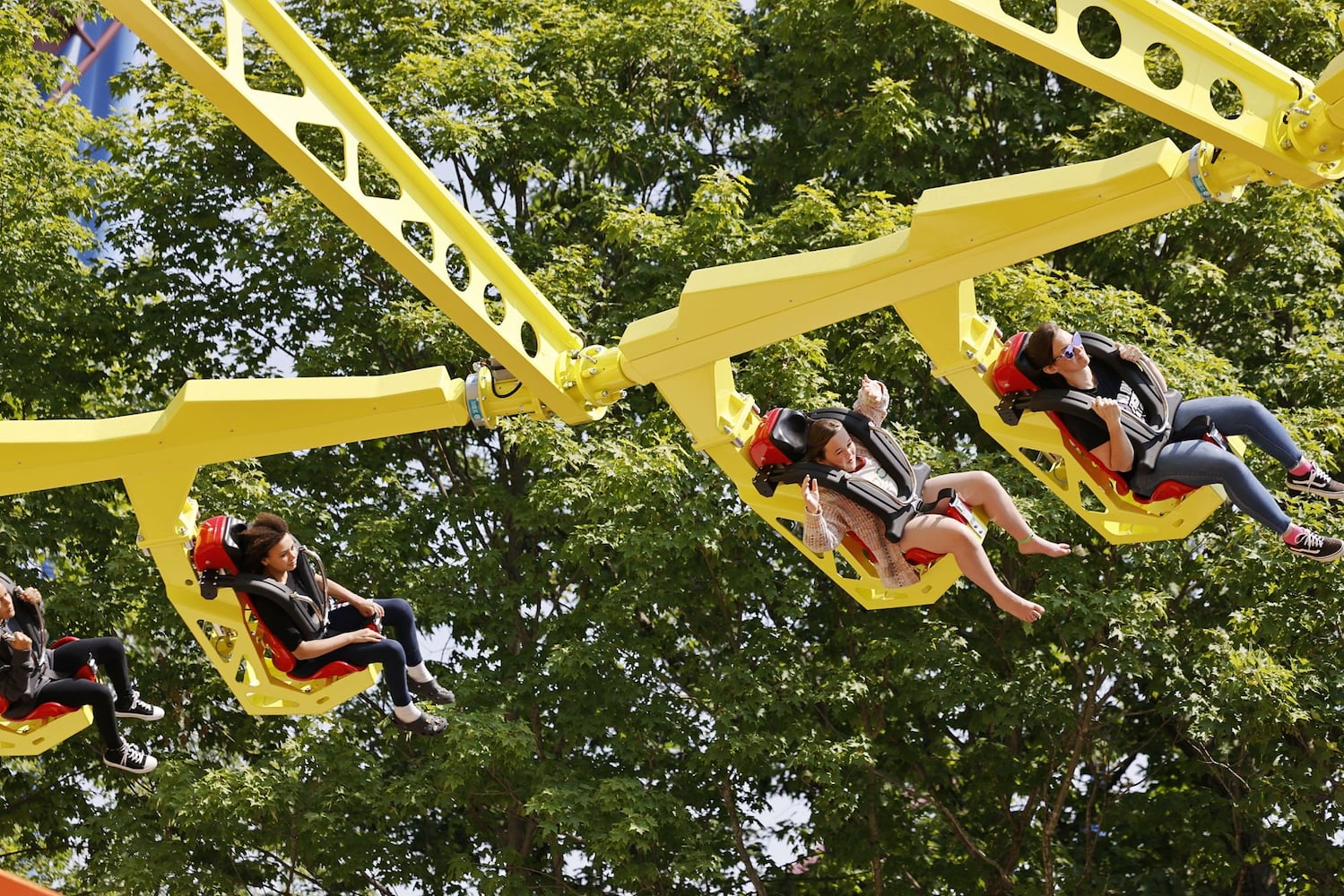 060923 Kings Island Adventure Port