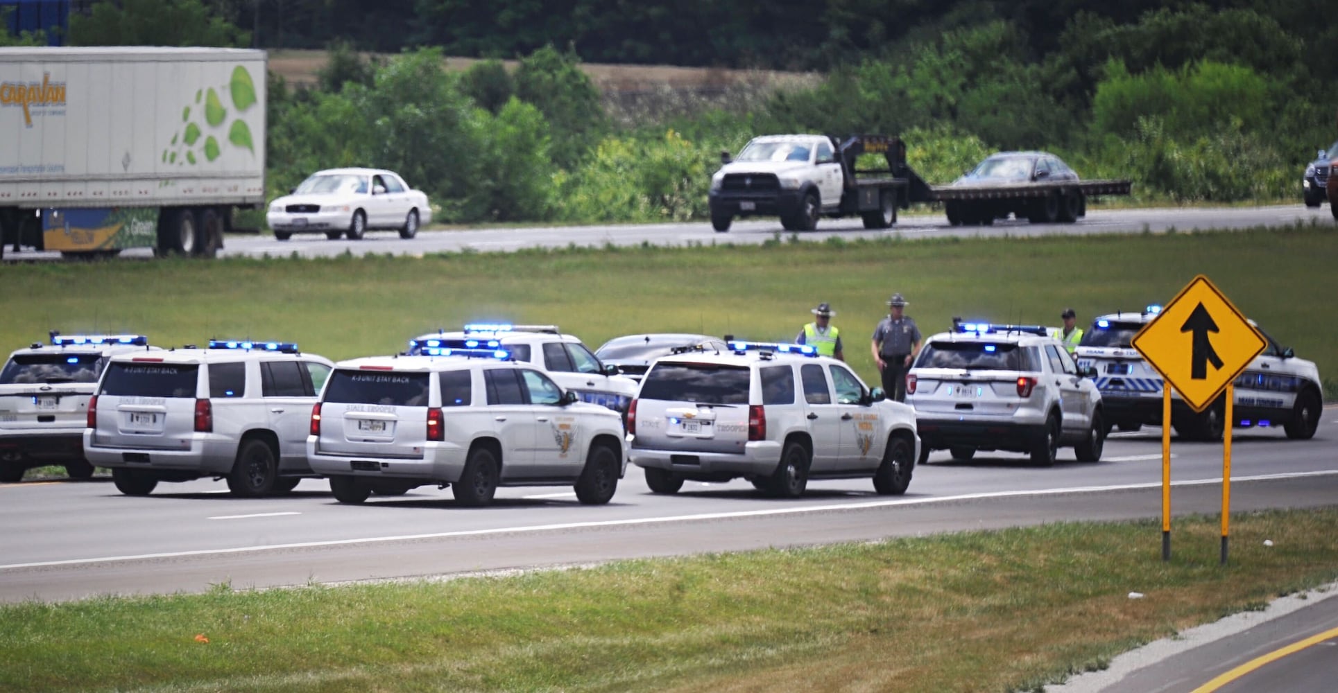 Coroner's office responds to shooting on I-75 near Austin Landing