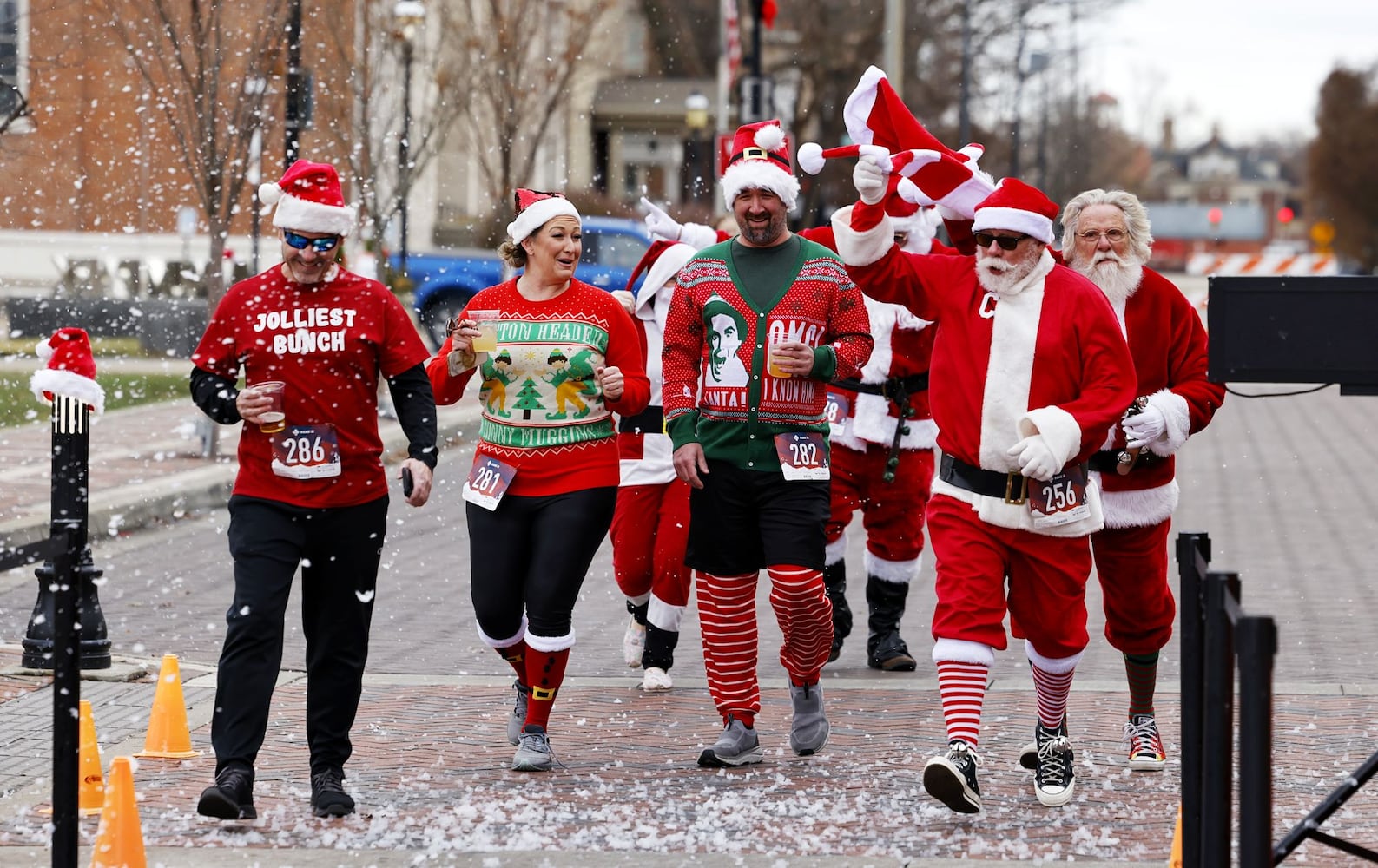 120223 SantaCon Hamilton