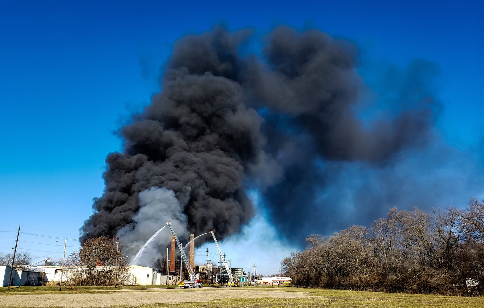 PHOTOS: Large fire at old Middletown Paperboard building on New Year’s Day