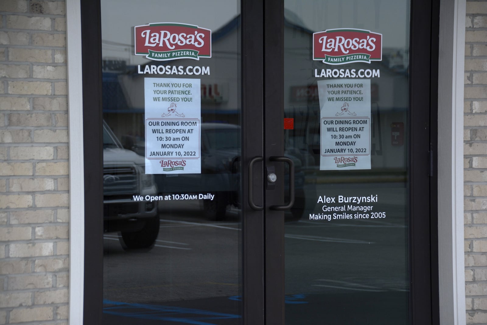 Fairfield LaRosa's is set to have a soft opening for its newly remodeled dining room, which has been closed since the summer. The restaurant will have a ribbon-cutting celebration on Jan. 17. MICHAEL D. PITMAN/STAFF