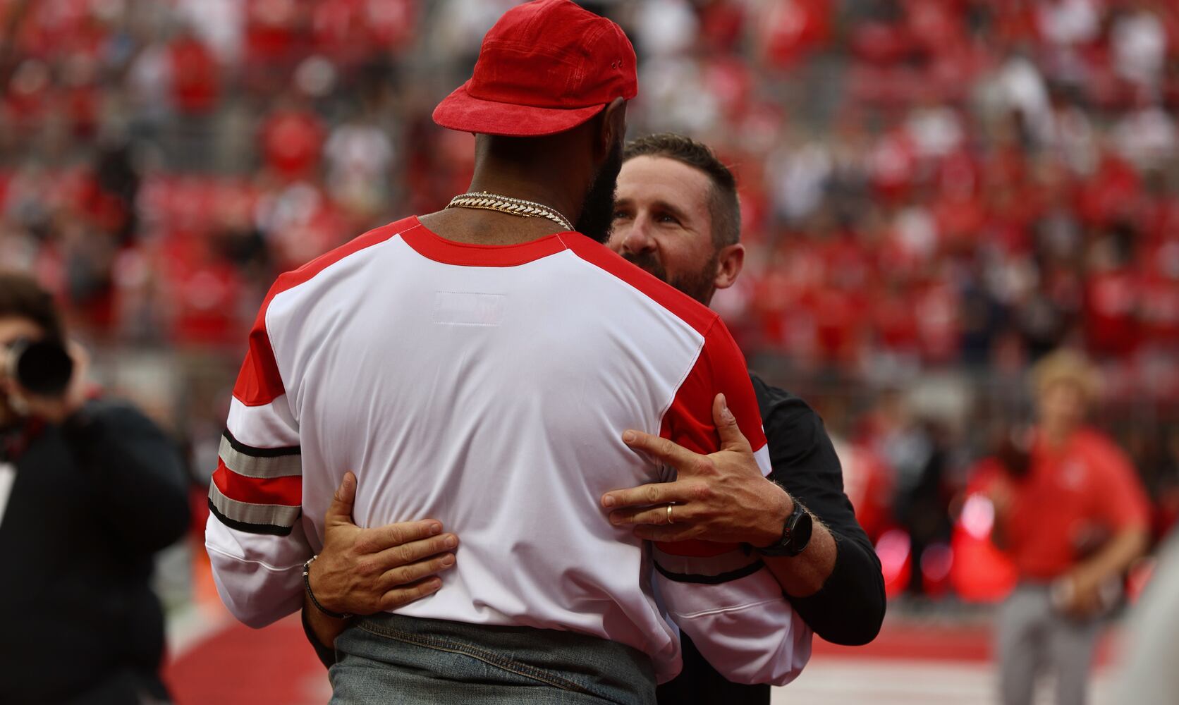 LeBron James visits Ohio Stadium