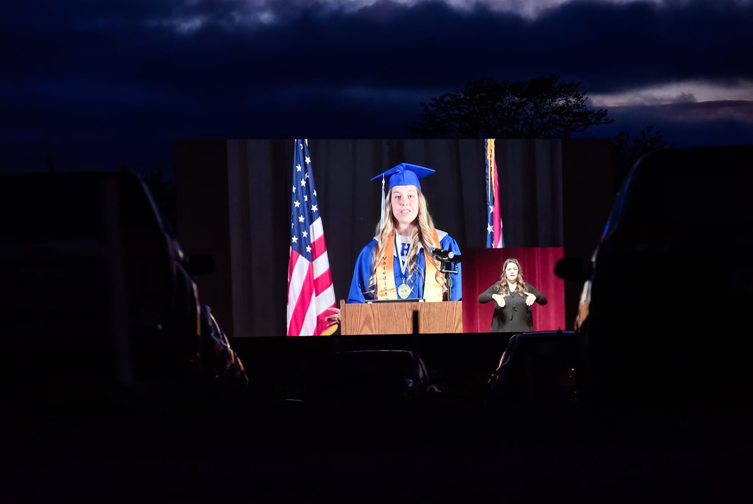 Hamilton High School seniors celebrate graduation at Holiday Auto Theatre drive-in