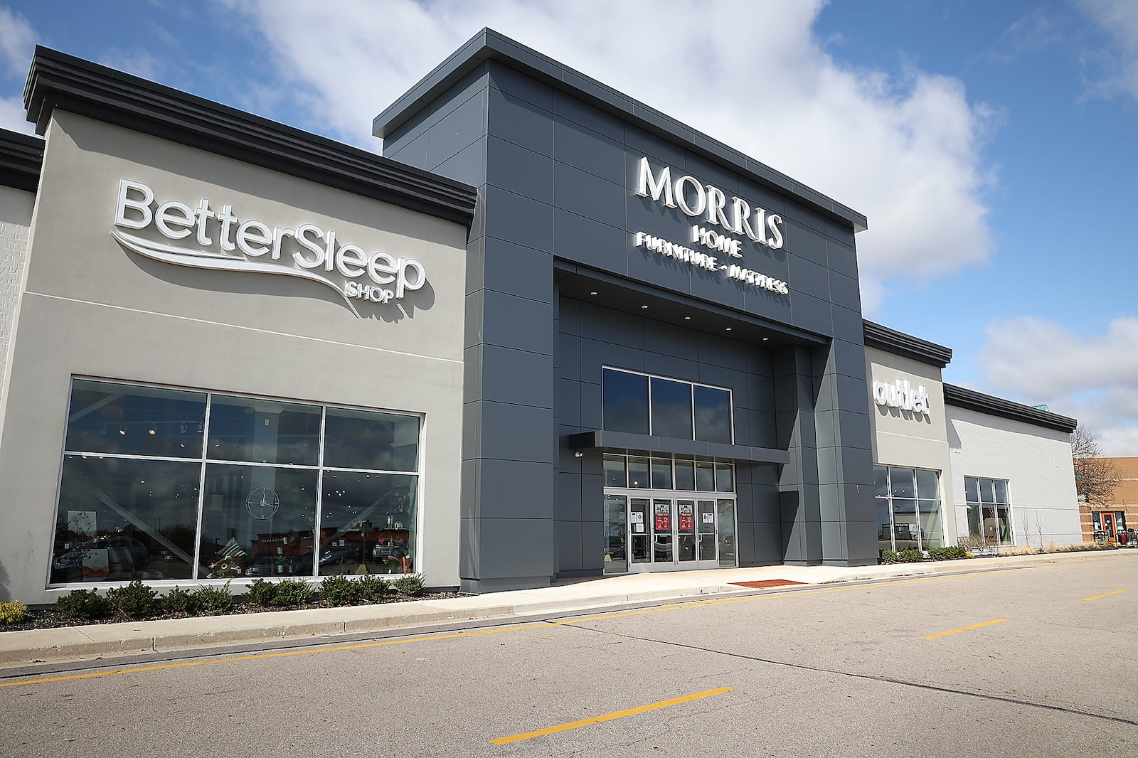 The Morris Home Furniture and Mattress store in Beavercreek. BILL LACKEY/STAFF