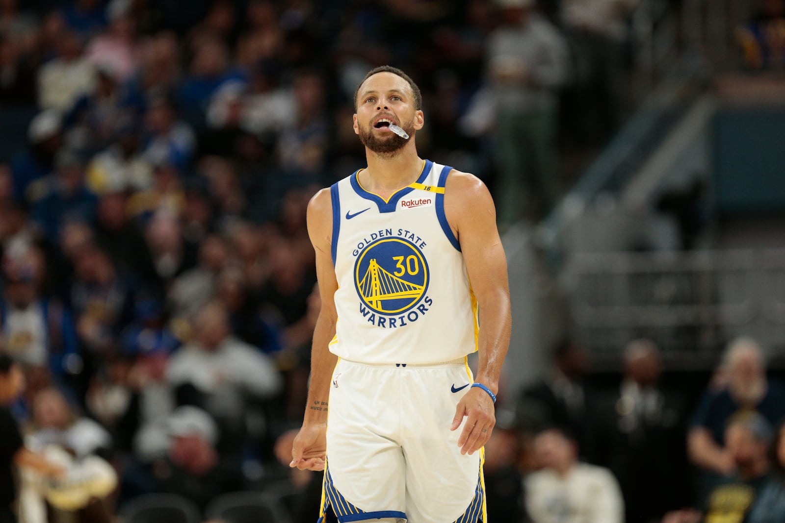 Golden State Warriors guard Stephen Curry (30) in the second quarter during an NBA preseason game against the Sacramento Kings at Chase Center in San Francisco, Friday, Oct. 11, 2024. (Santiago Mejia/San Francisco Chronicle via AP)