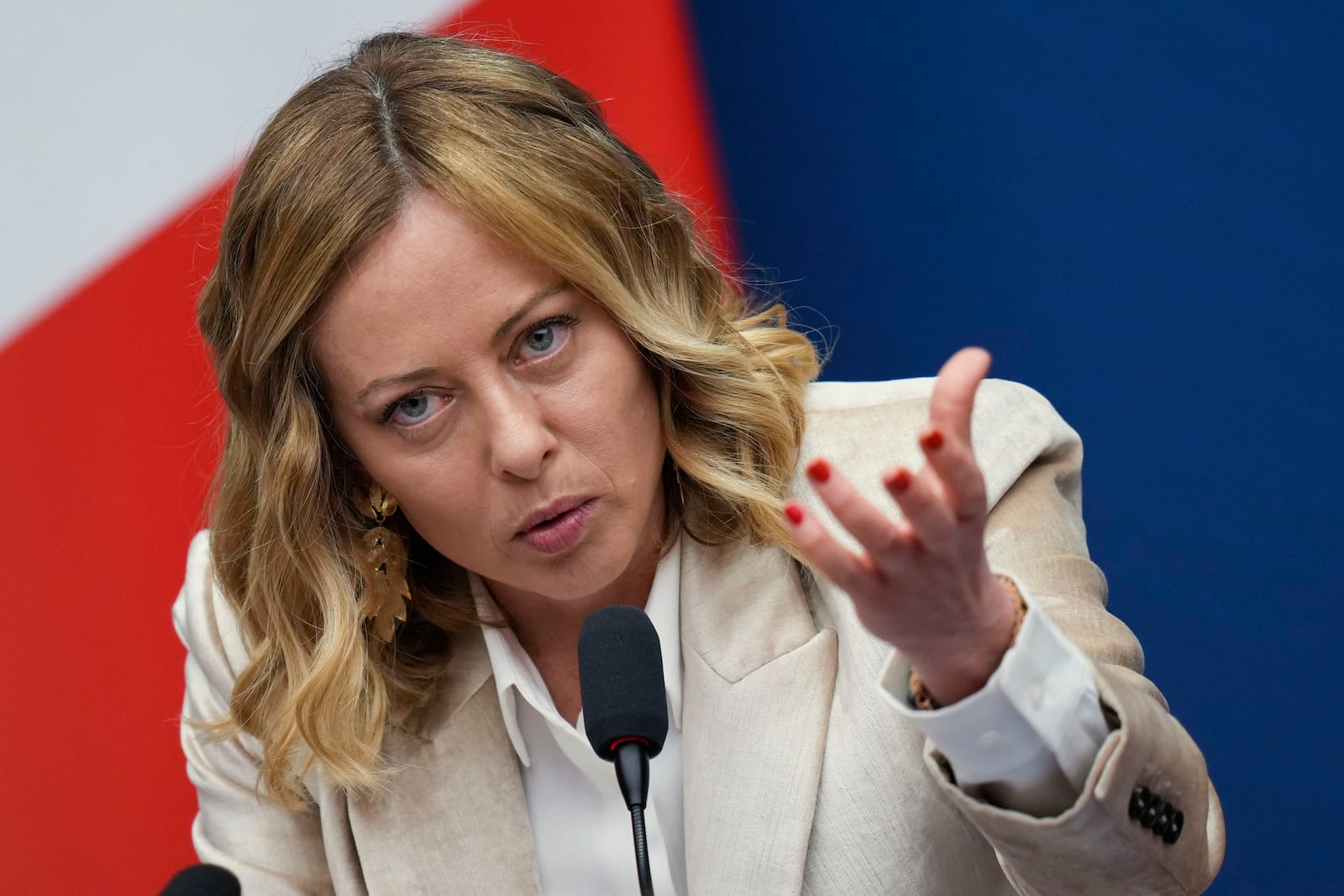 Italian Premier Giorgia Meloni holds the 2024 year-end press conference, in Rome, Thursday, Jan. 9, 2025. (AP Photo/Alessandra Tarantino)