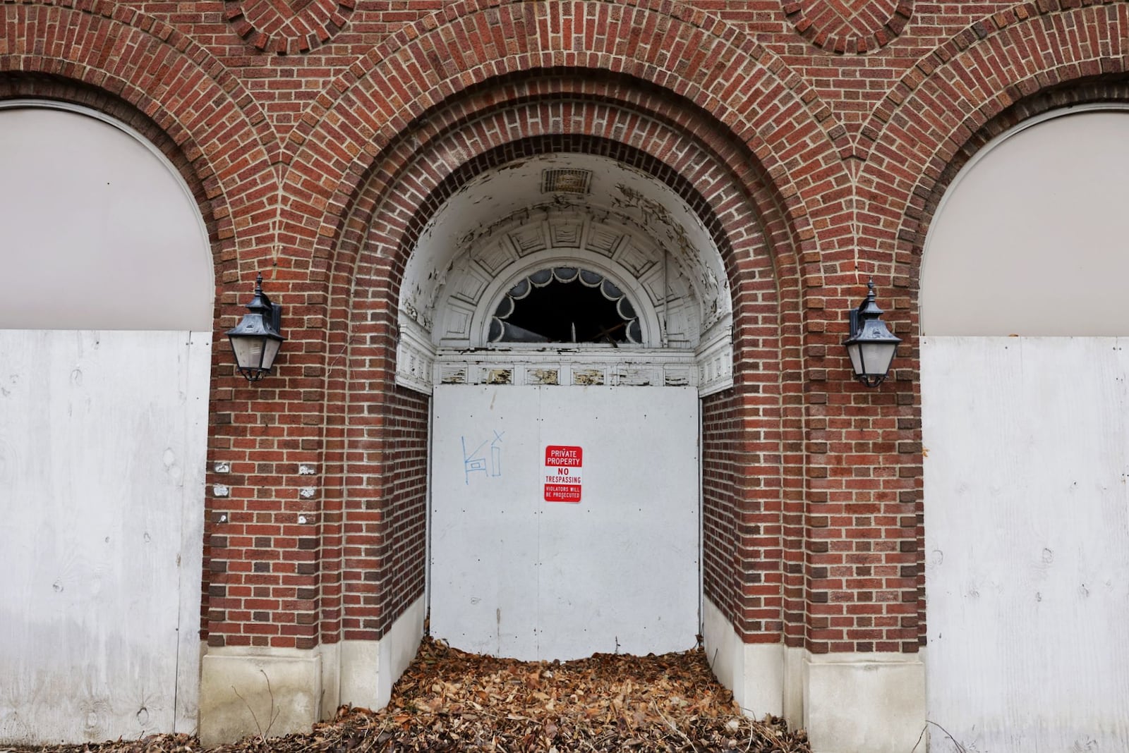 Middletown police periodically check the inside of the former Manchester Inn for people trespassing. NICK GRAHAM/STAFF