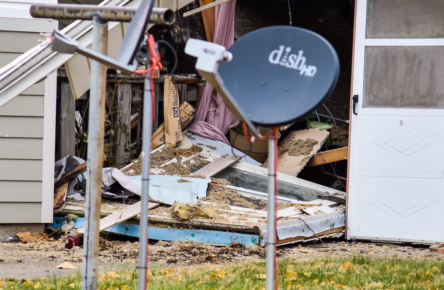 PHOTOS: Middletown apartment building collapse injures 1