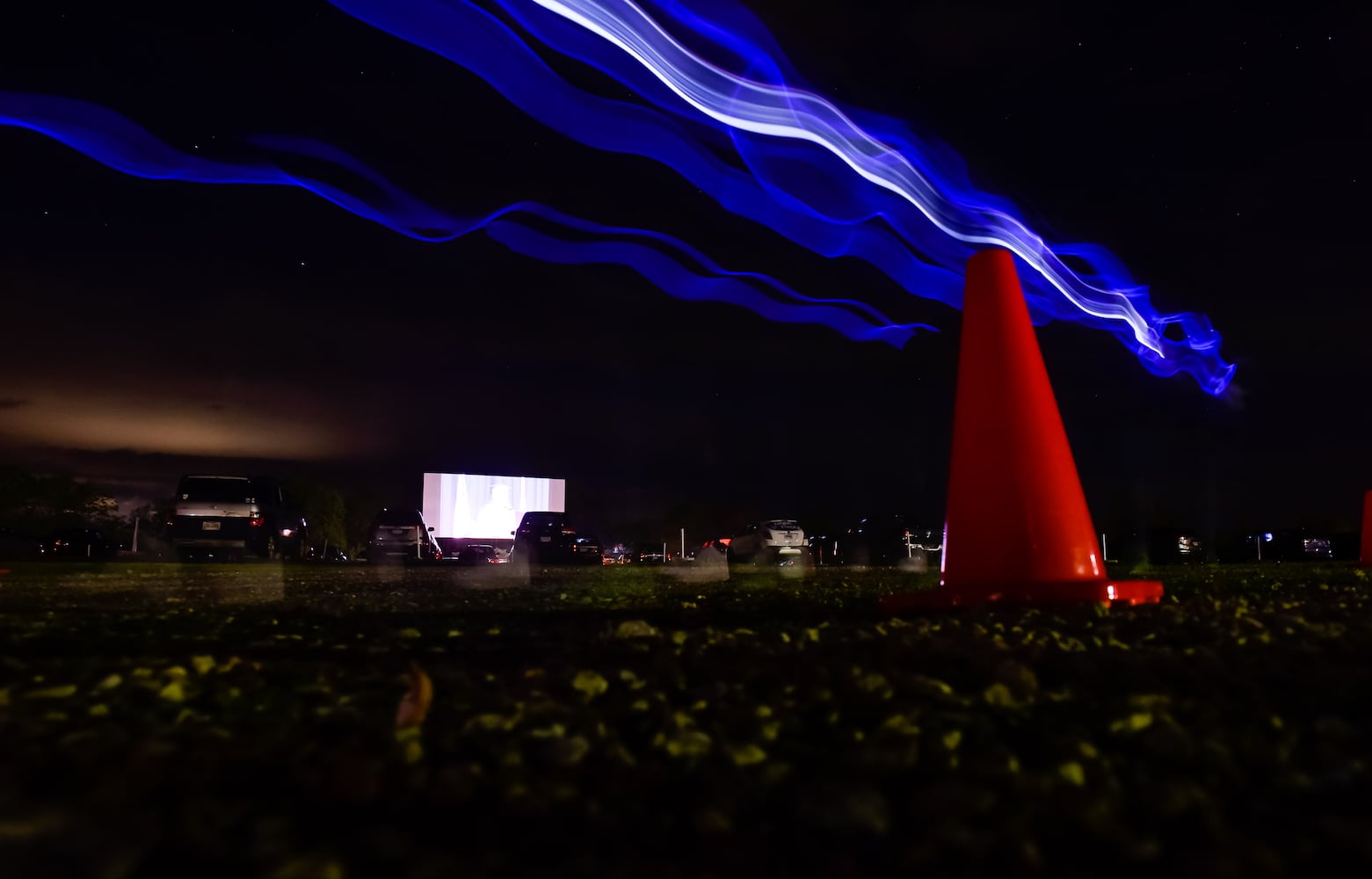 Hamilton High School seniors celebrate graduation at Holiday Auto Theatre drive-in