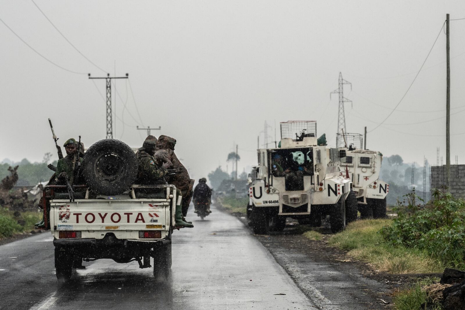 Congolese government troops deploy outside Goma, Democratic Republic of the Congo, Friday, Jan. 24, 2025, as M23 rebels are reported to close in on the town. (AP Photo/Moses Sawasawa)