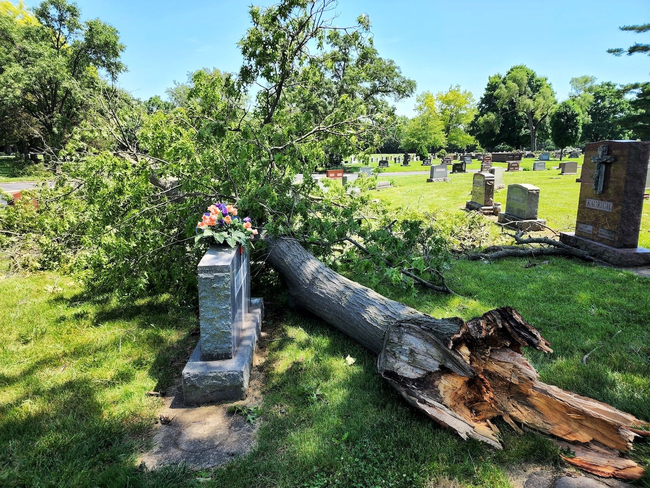 062522 Woodside Cemetery