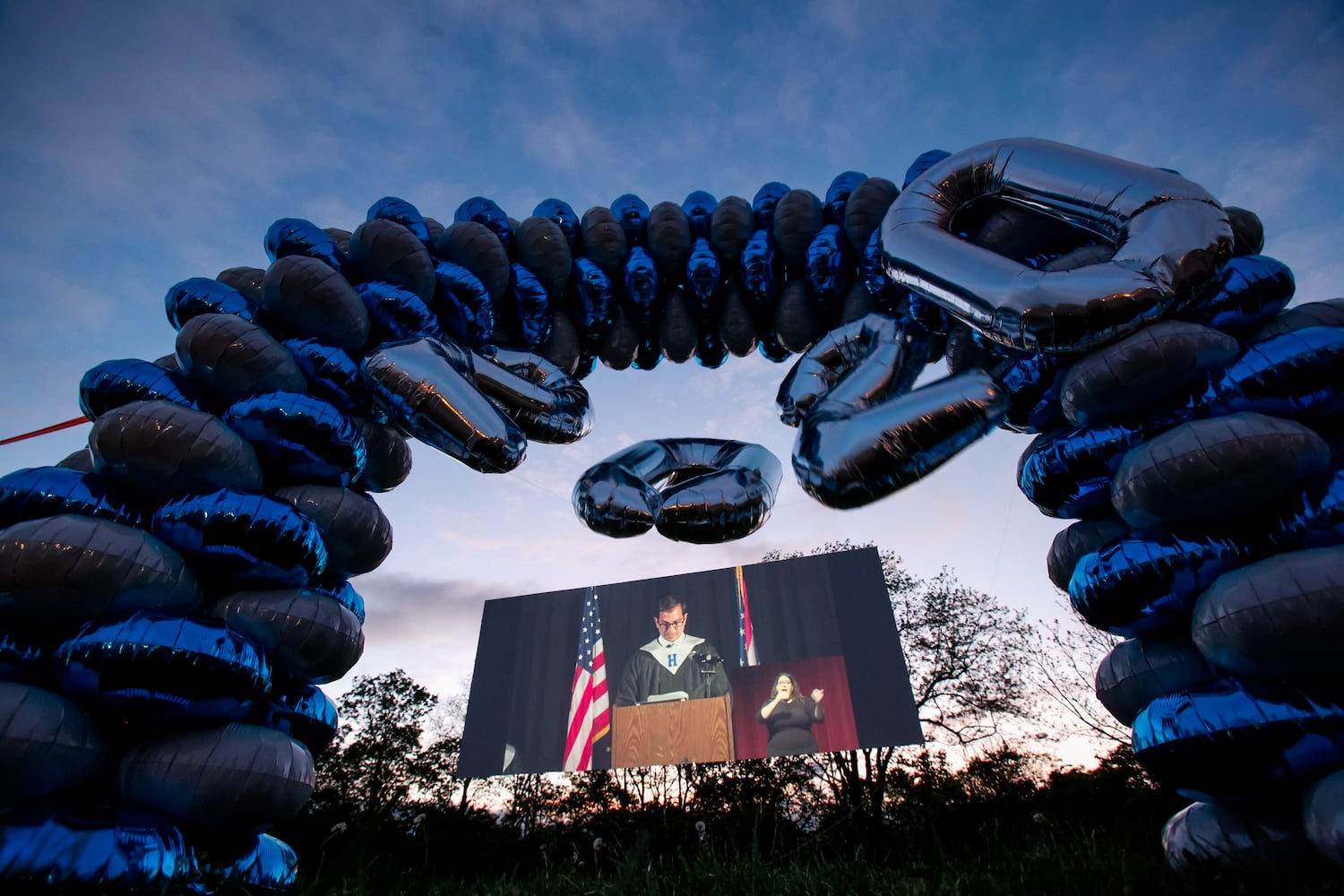 Hamilton High School seniors celebrate graduation at Holiday Auto Theatre drive-in