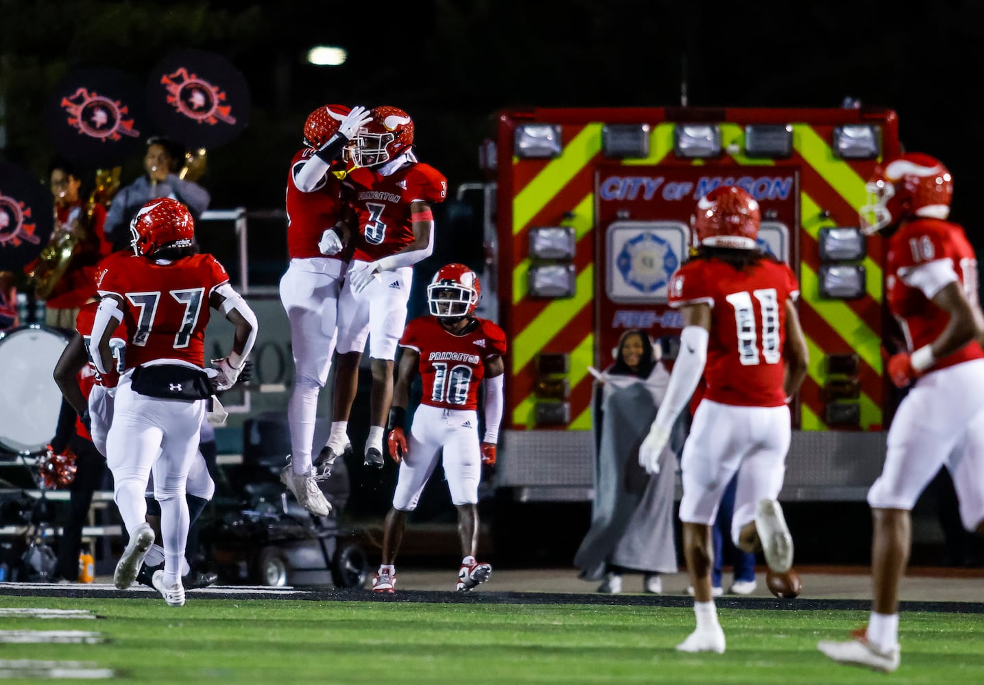 111023 lakota west football