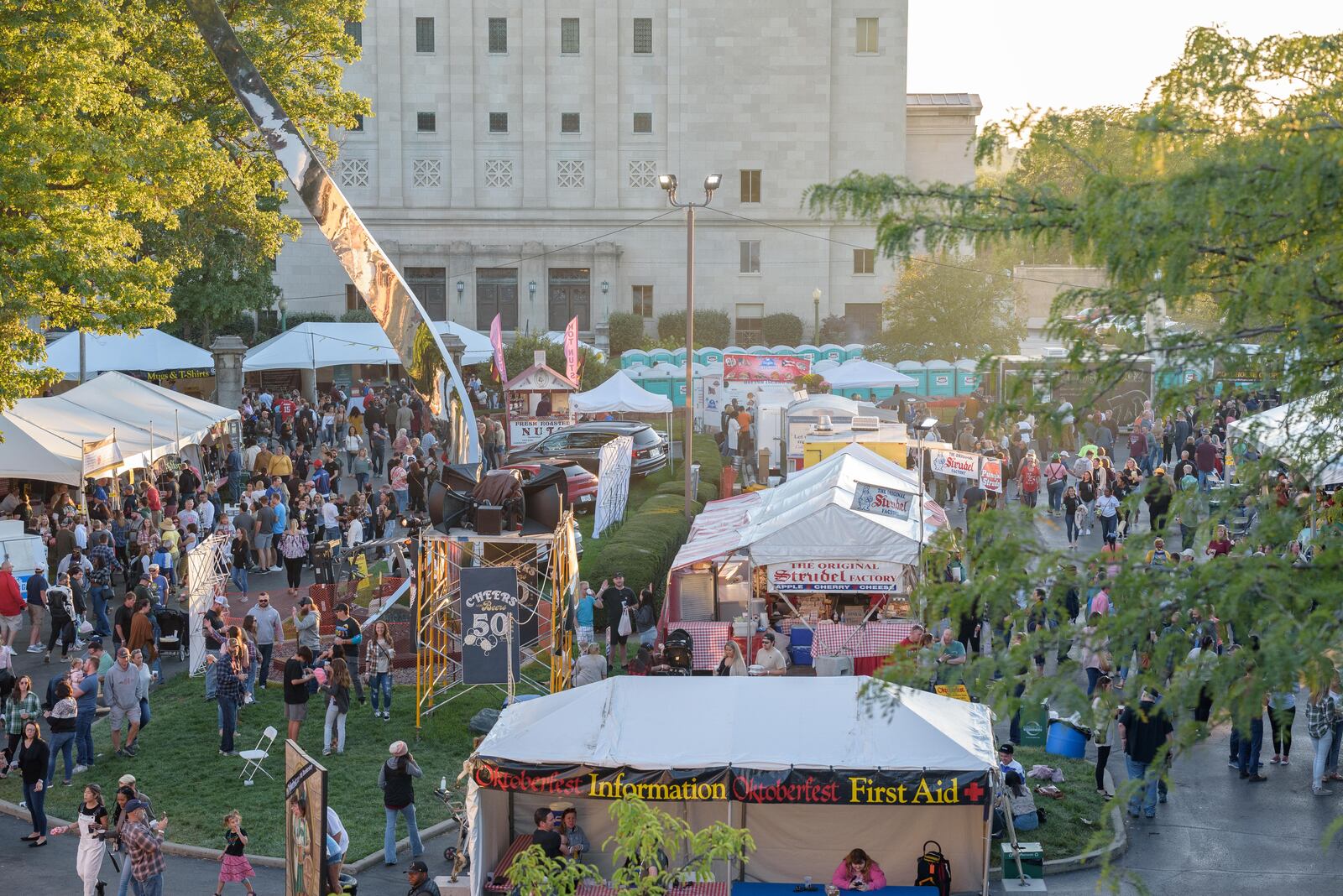 The Dayton Art Institute’s Oktoberfest will be held Sept. 23-25. TOM GILLIAM / CONTRIBUTING PHOTOGRAPHER