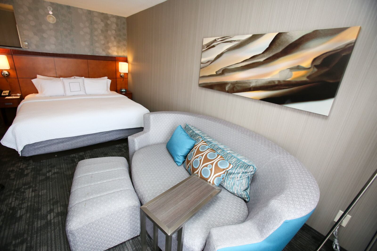 Guest rooms at Courtyard by Marriott Hamilton are full of modern amenities, including the ability for guests to connect to their own Netflix account free of charge and access more Internet bandwidth. 