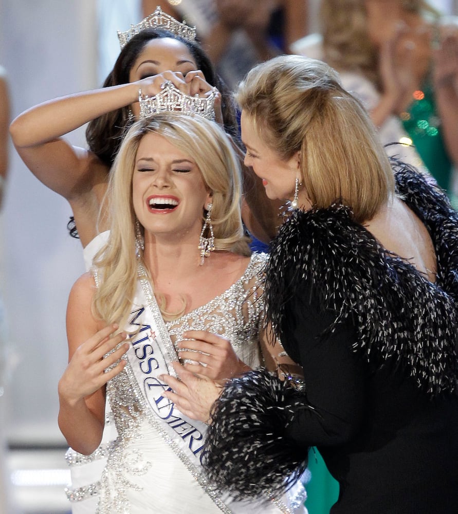 2011: Teresa Scanlan, Miss Nebraska