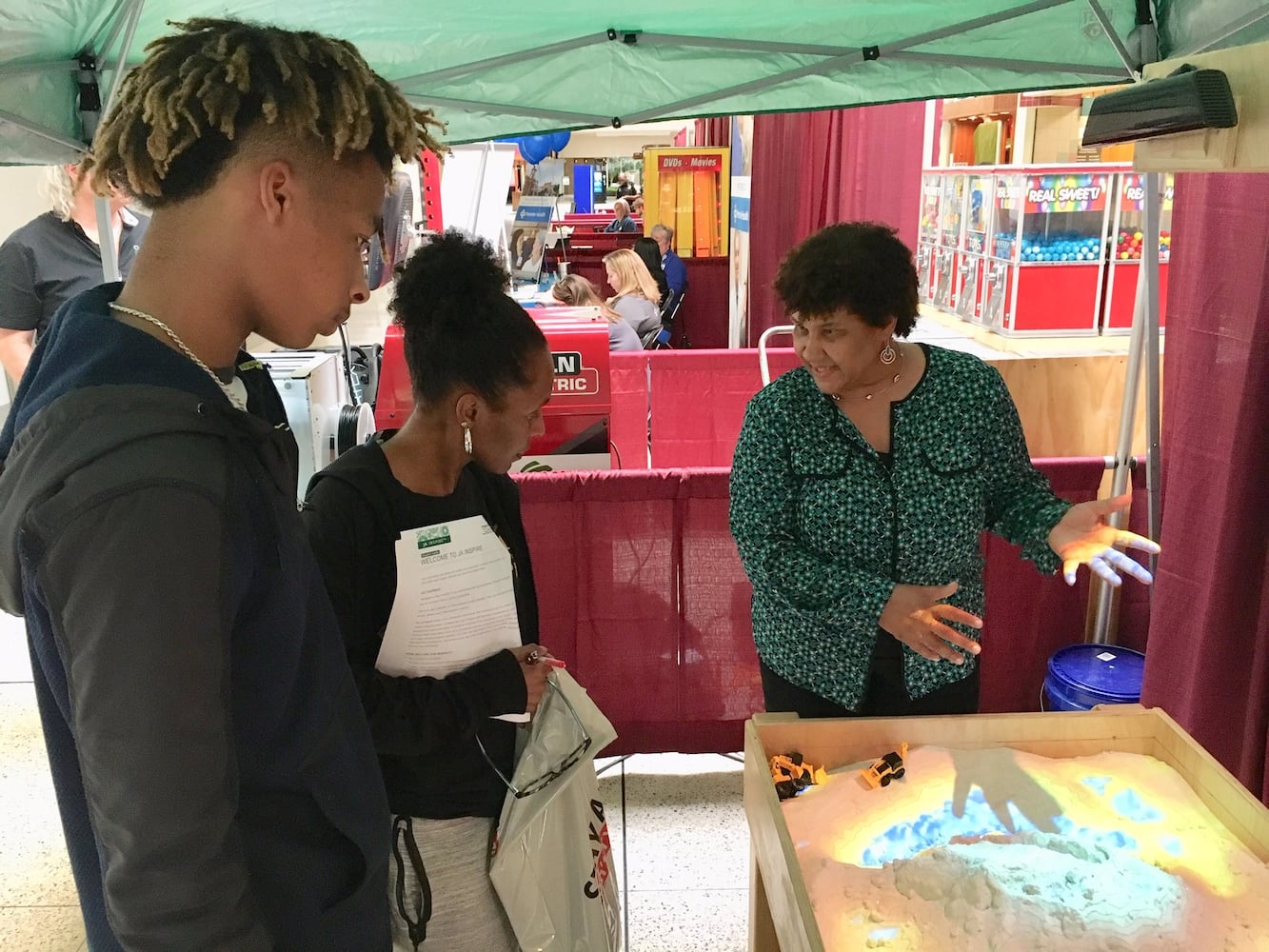 Towne Mall event connects Butler County students to a menu of careers