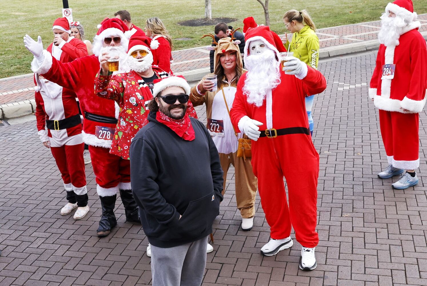 120223 SantaCon Hamilton