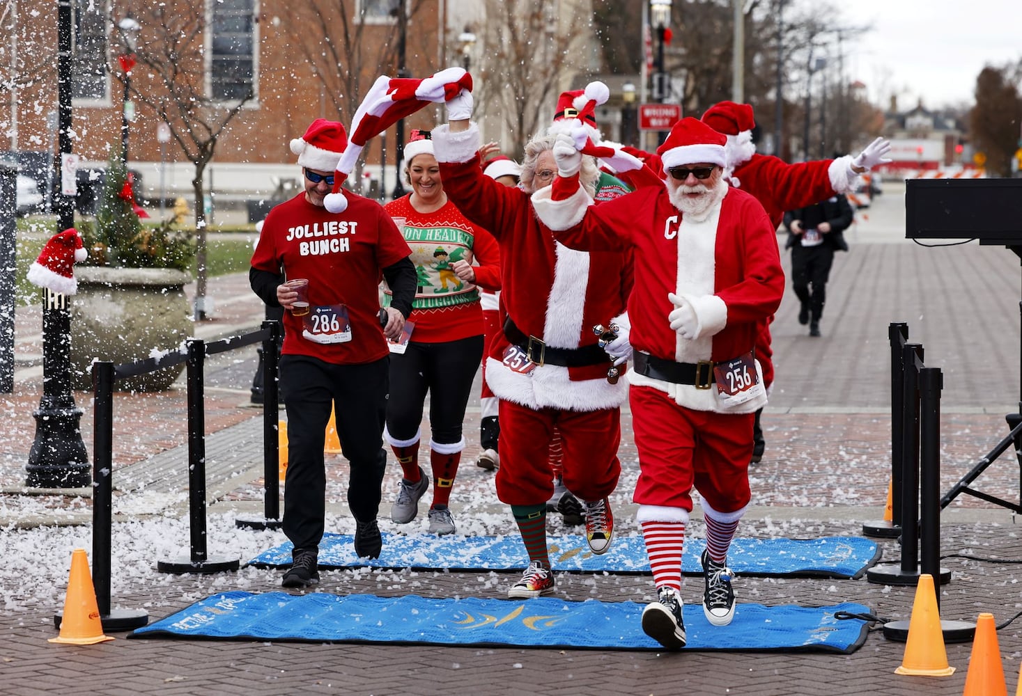 120223 SantaCon Hamilton