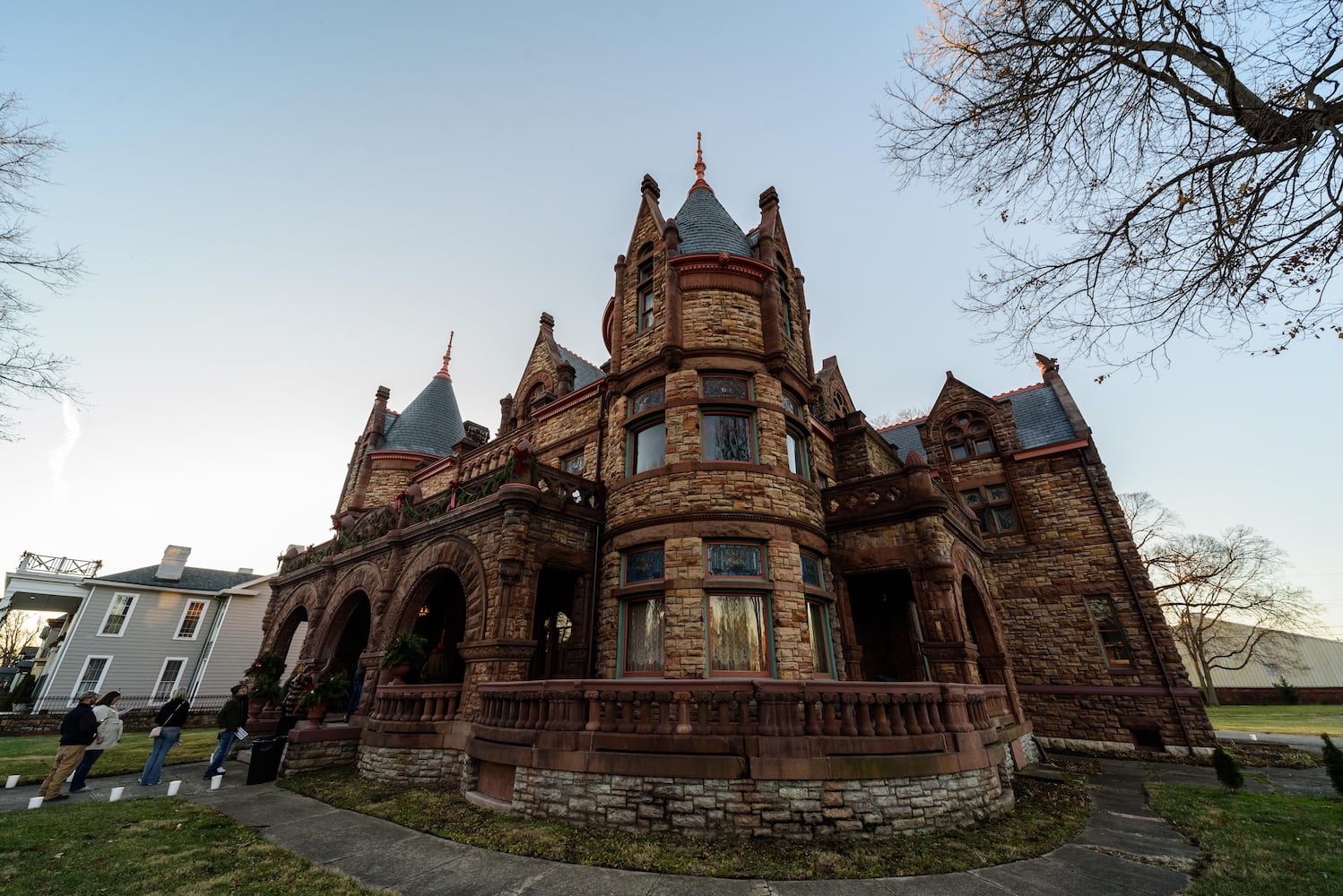 PHOTOS: South Main Candlelight Tour of Homes in Middletown