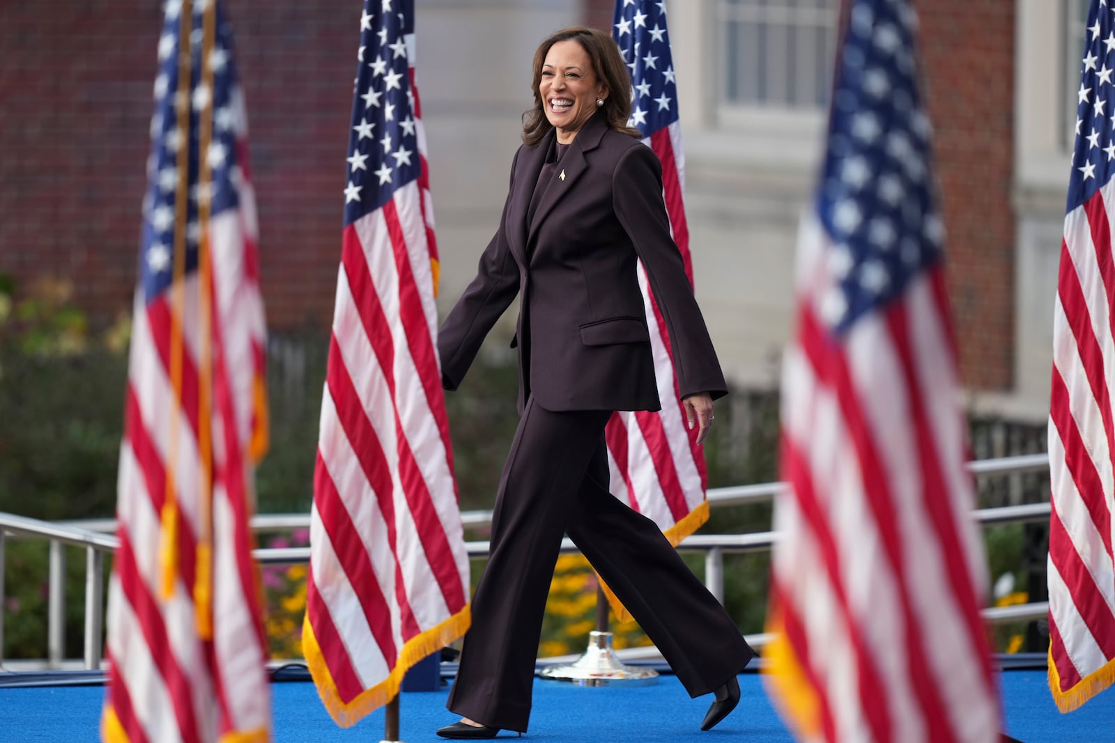 Vice President Kamala Harris arrives to deliver a concession speech for the 2024 presidential election, Wednesday, Nov. 6, 2024, on the campus of Howard University in Washington. (AP Photo/Stephanie Scarbrough)