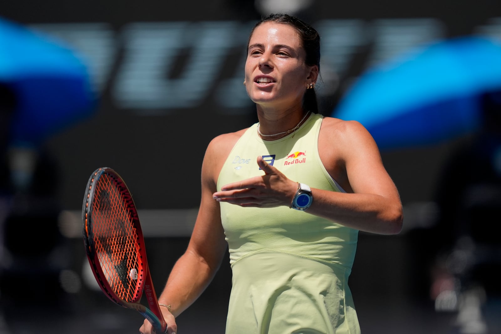 Emma Navarro of the U.S. reacts during her quarterfinal against Iga Swiatek of Poland at the Australian Open tennis championship in Melbourne, Australia, Wednesday, Jan. 22, 2025. (AP Photo/Asanka Brendon Ratnayake)