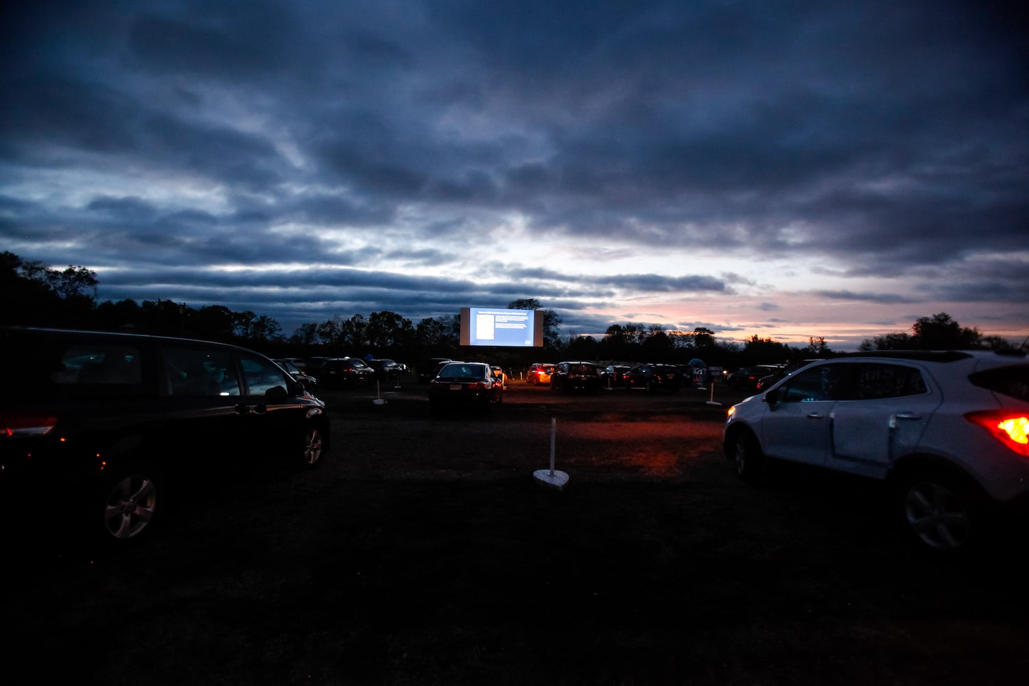 Hamilton High School seniors celebrate graduation at Holiday Auto Theatre drive-in