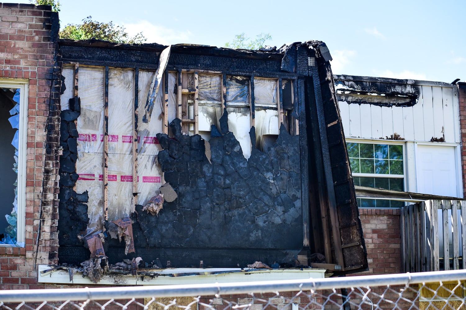 Fire destroys multi-unit apartment building in Fairfield