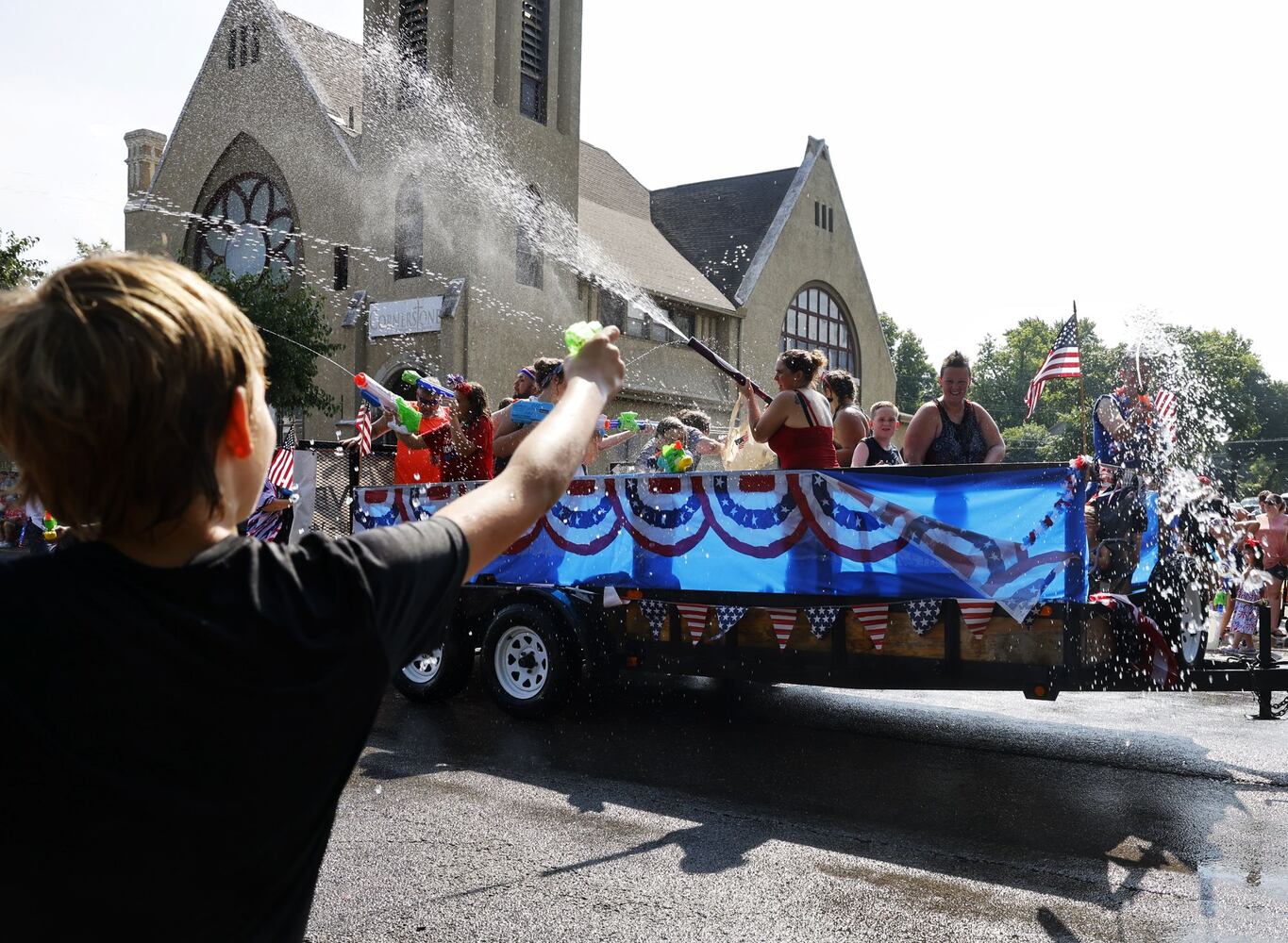 070423 Franklin parade