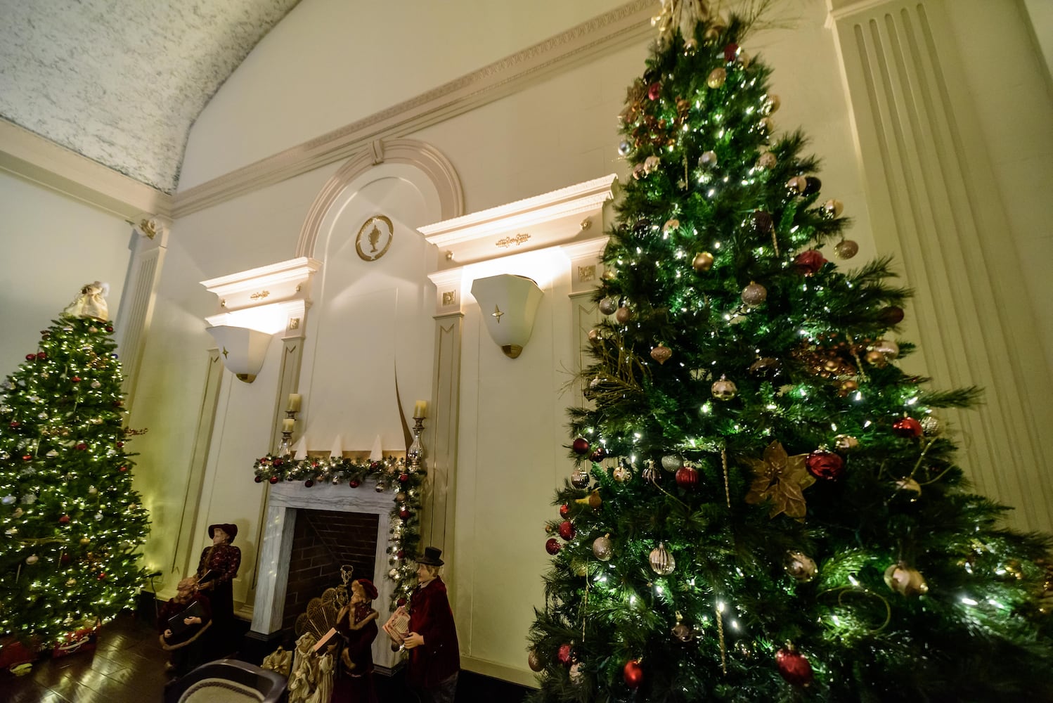 PHOTOS: South Main Candlelight Tour of Homes in Middletown