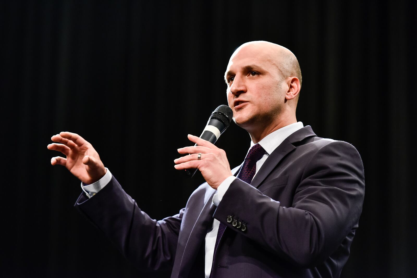 Former Ohio Senator Joe Schiavoni answers a question during The Journal-News and WLWT-TV sponsored Ohio Democratic Party sanctioned debate for governor candidates hosted by Miami University Regionals Tuesday, April 10 at Finkelman Auditorium on the campus of Miami University Middletown. Former Ohio attorney General Richard Cordray, congressman Dennis Kucinich and former Ohio Supreme Court Justice Bill O'Neill were also in attendance. NICK GRAHAM/JOURNAL-NEWS