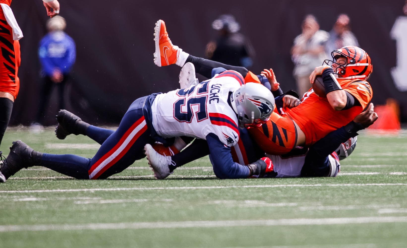 090824 Bengals vs Patriots football