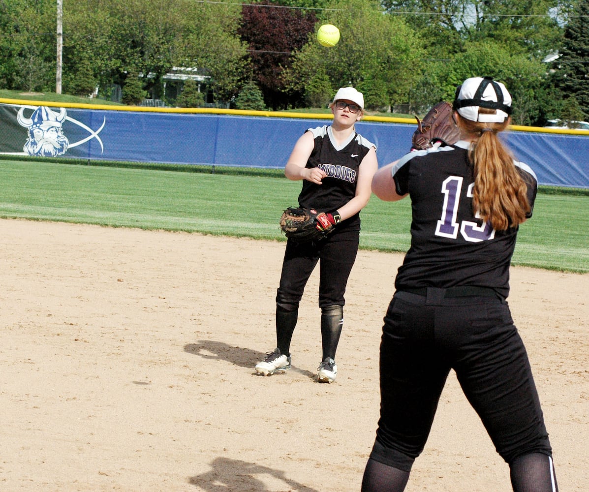 PHOTOS: Middletown Vs. Fairmont Division I District High School Softball