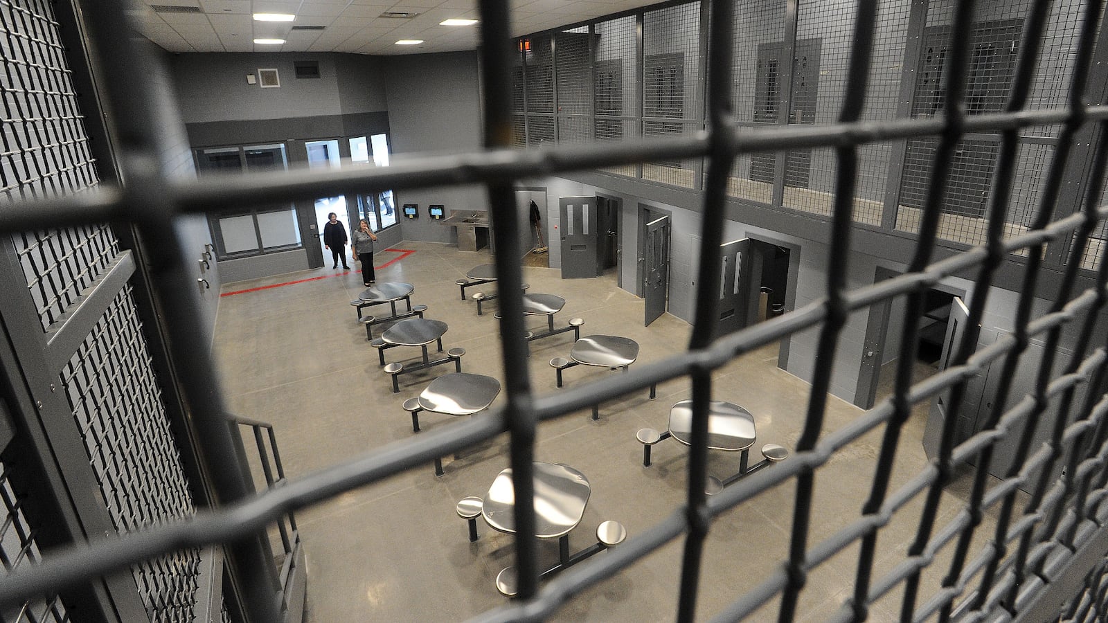 The new Warren County jail held a ribbon cutting ceremony and open house Tuesday, October 12, 2021. The total size of the jail is 122,000 square feet with 496 beds. MARSHALL GORBY\STAFF