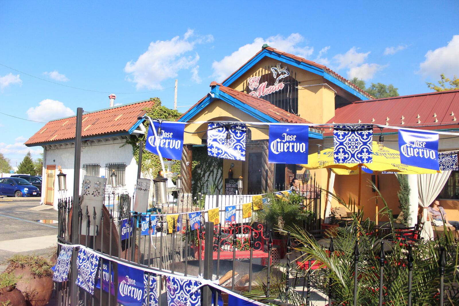 El Meson is hosting its annual Parrot Head Party