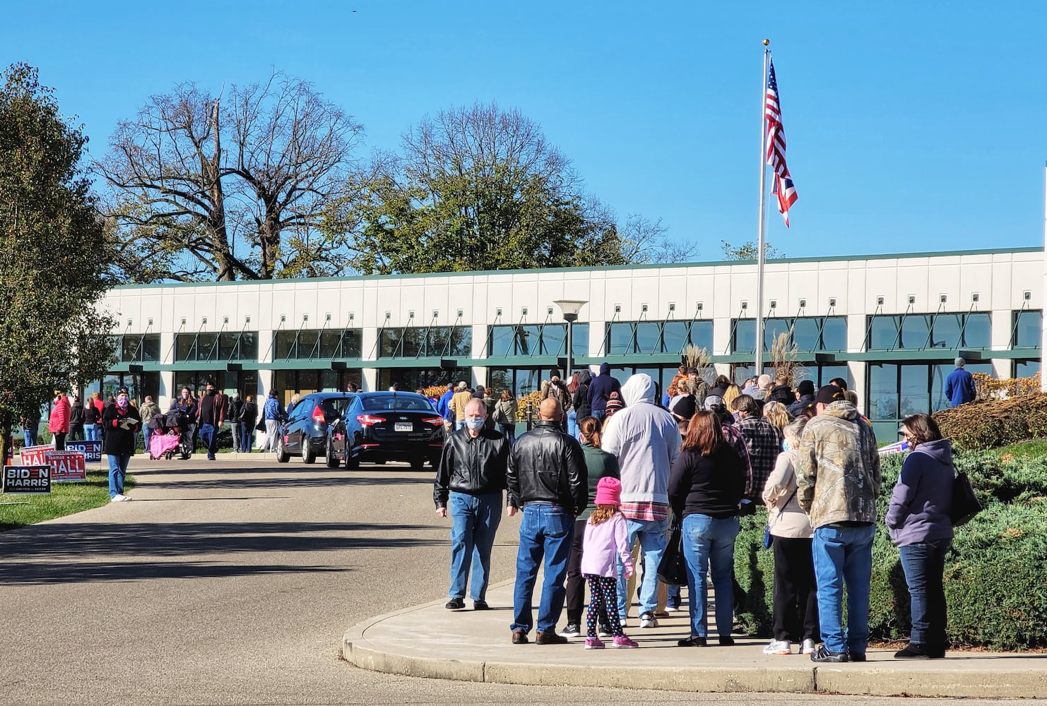 110220 early voting