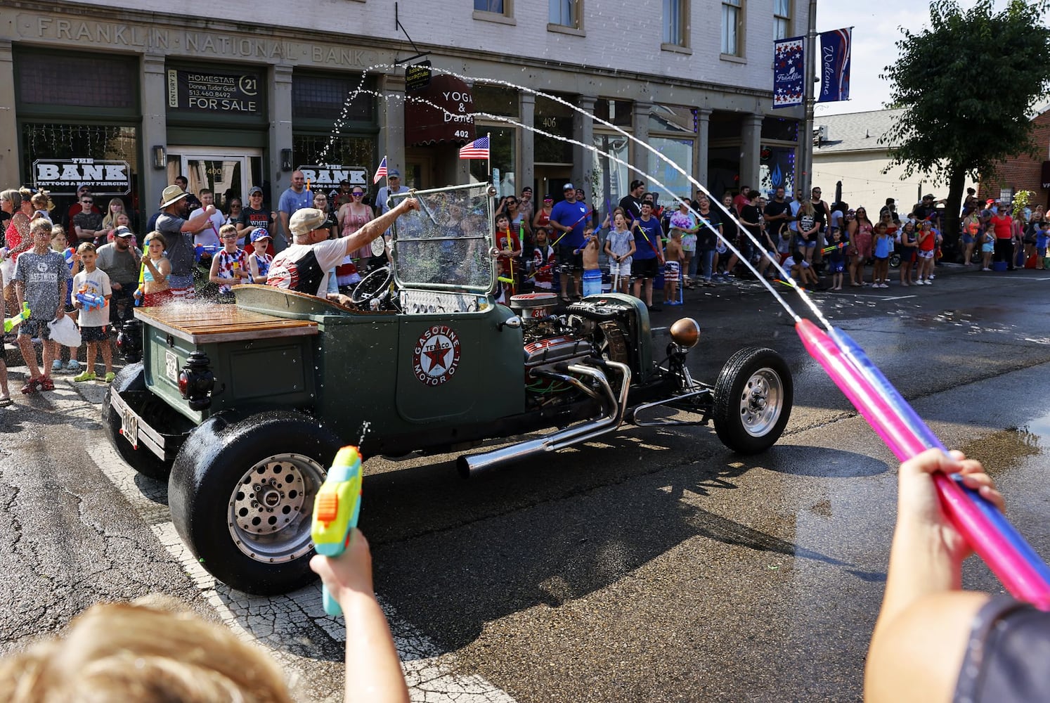 070423 Franklin parade