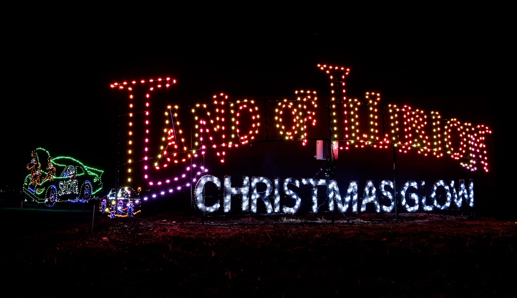 Land of Illusion Christmas Glow