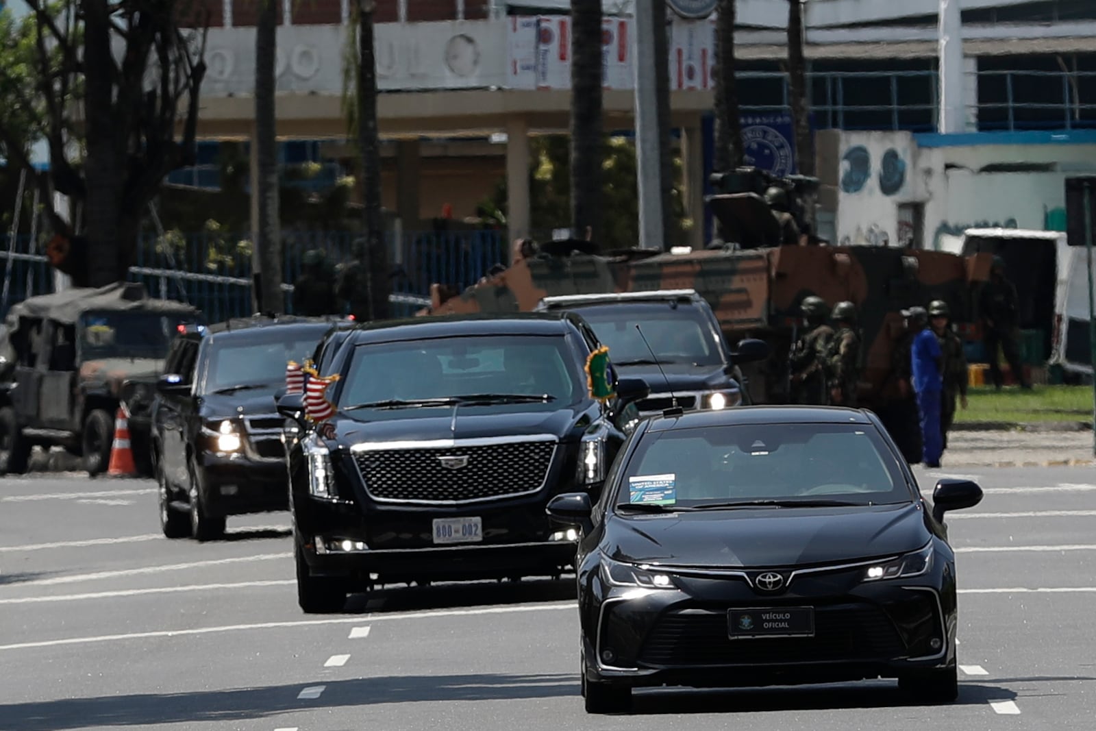 President Joe Biden's motorcade make's it way to the G20 Summit in Rio de Janeiro, Tuesday, Nov. 19, 2024. (AP Photo/Bruna Prado)