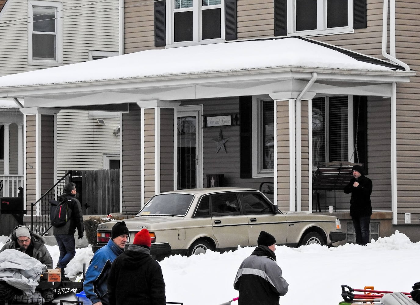 Movie starring Mark Ruffalo and Anne Hathaway filming in Hamilton