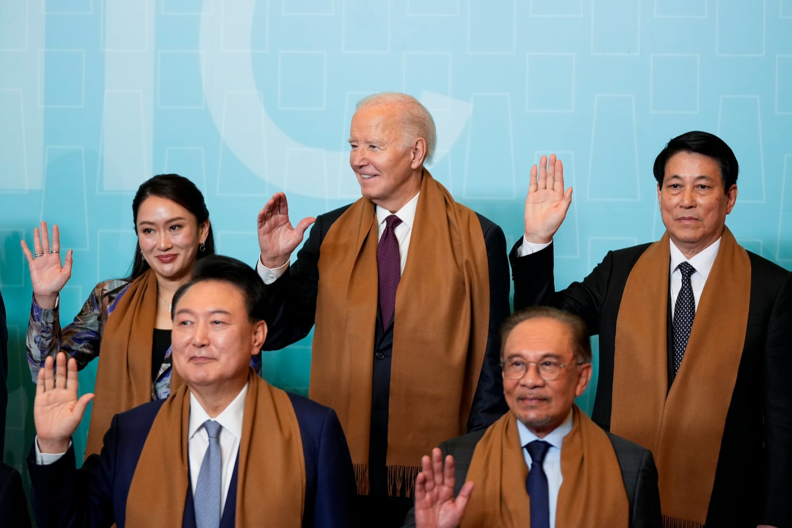 From left to right, top, Thailand's Prime Minister Paetongtarn Shinawatra, U.S. President Joe Biden and Vietnam's President Luong Cuong, and bottom, from left, South Korea's President Yoon Suk Yeol and Malaysia's Prime Minister Anwar Ibrahim, pose during the taking of the leaders' group photo, at the Asia-Pacific Economic Cooperation (APEC) summit, in Lima, Peru, Saturday, Nov. 16, 2024. (AP Photo/Fernando Vergara)