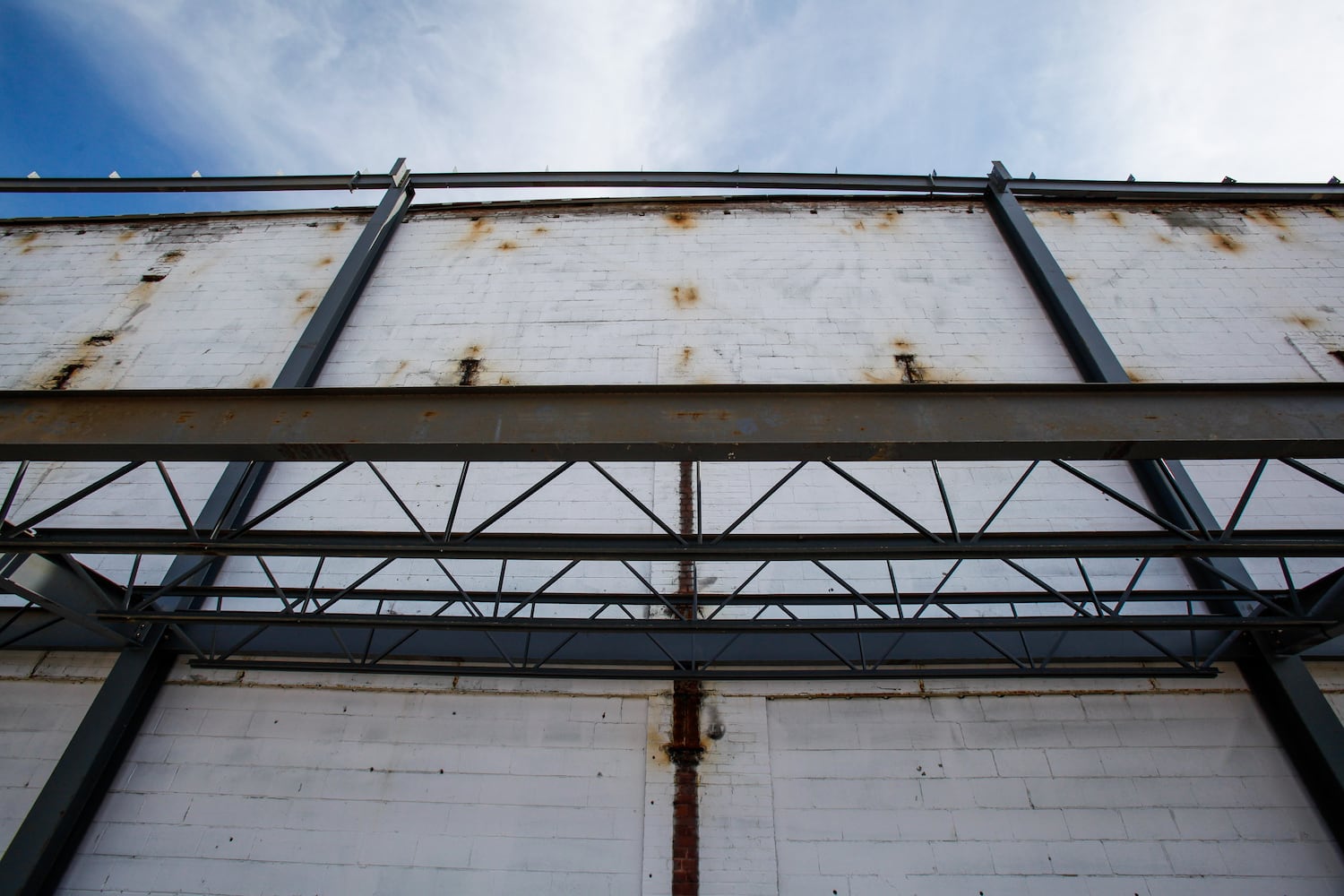 Tour of Spooky Nook Sports Champion Mill construction