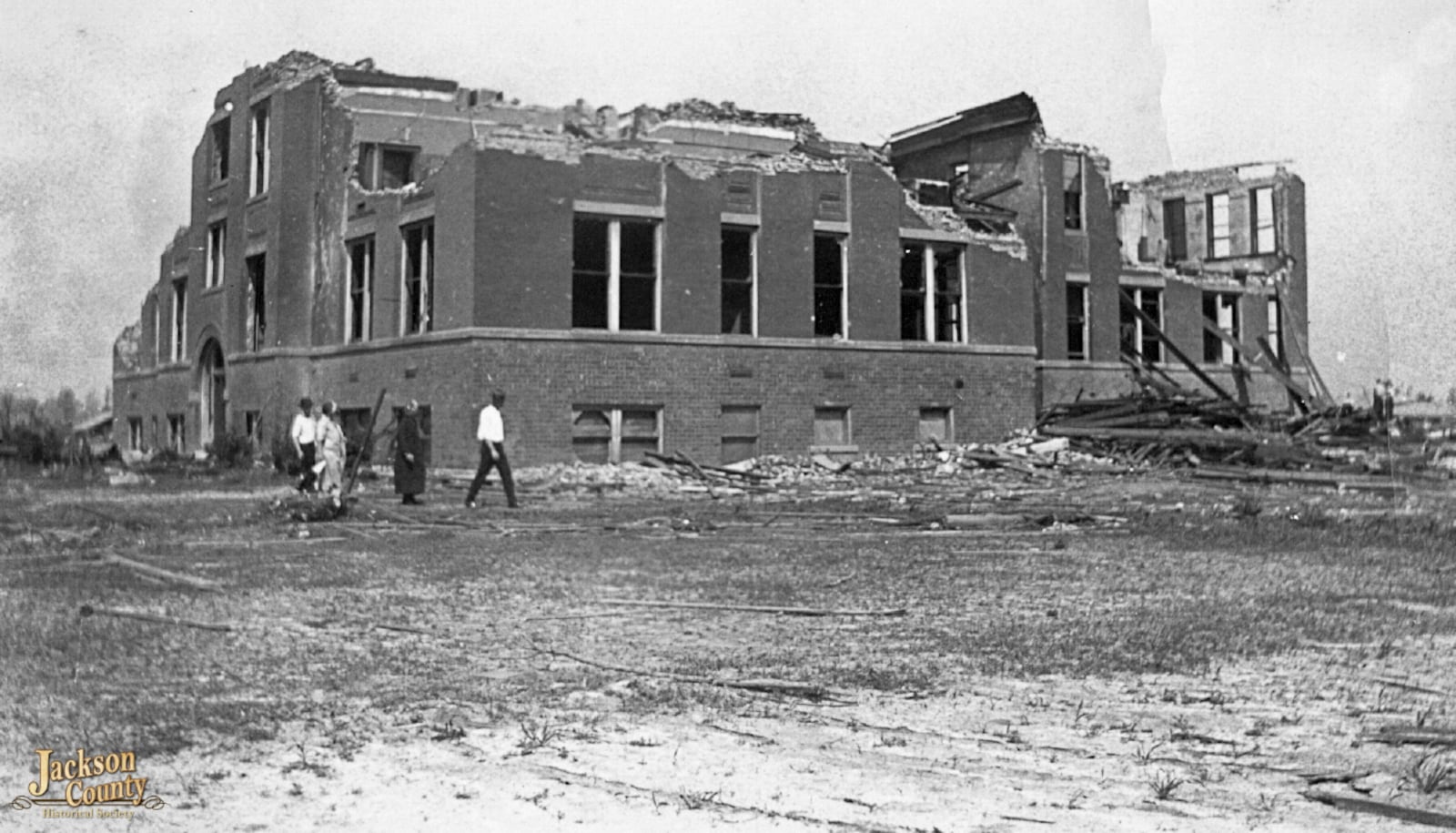 This photo provided by the Jackson County (Ill.) Historical Society shows the Longfellow School in Murphysboro, Ill., after a tornado tore through Indiana, Illinois, and Missouri in March 1925. (Jackson County (Ill.) Historical Society via AP)