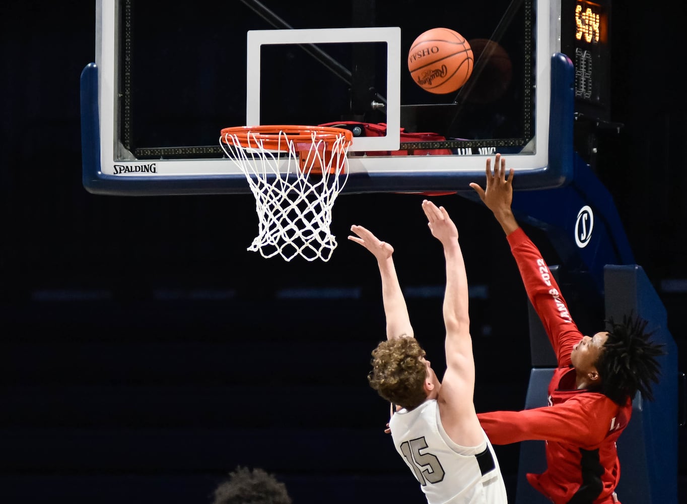 Centerville vs Moeller and Lakota East vs La Salle Regional basketball semifinals