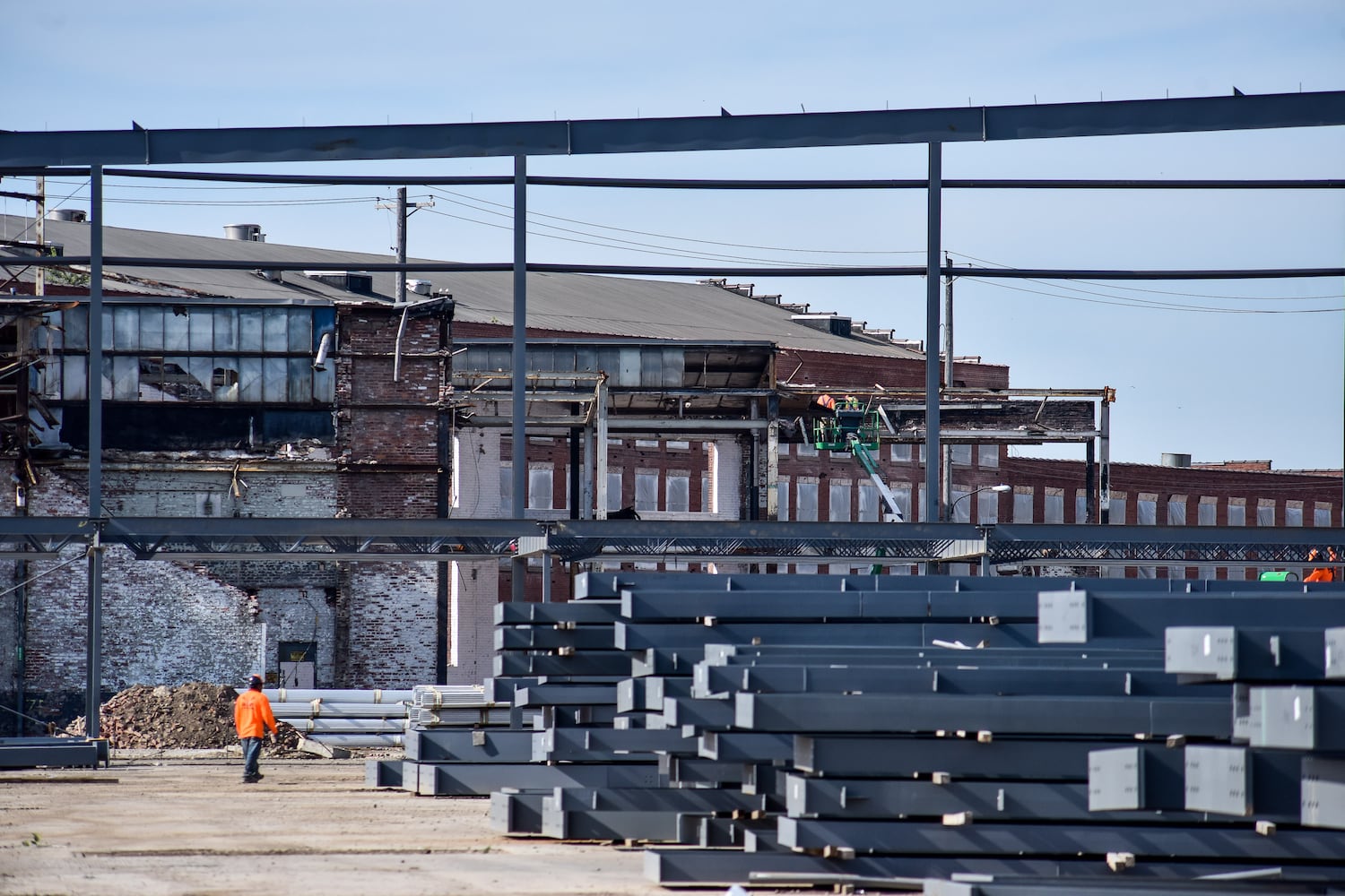 Tour of Spooky Nook Sports Champion Mill construction