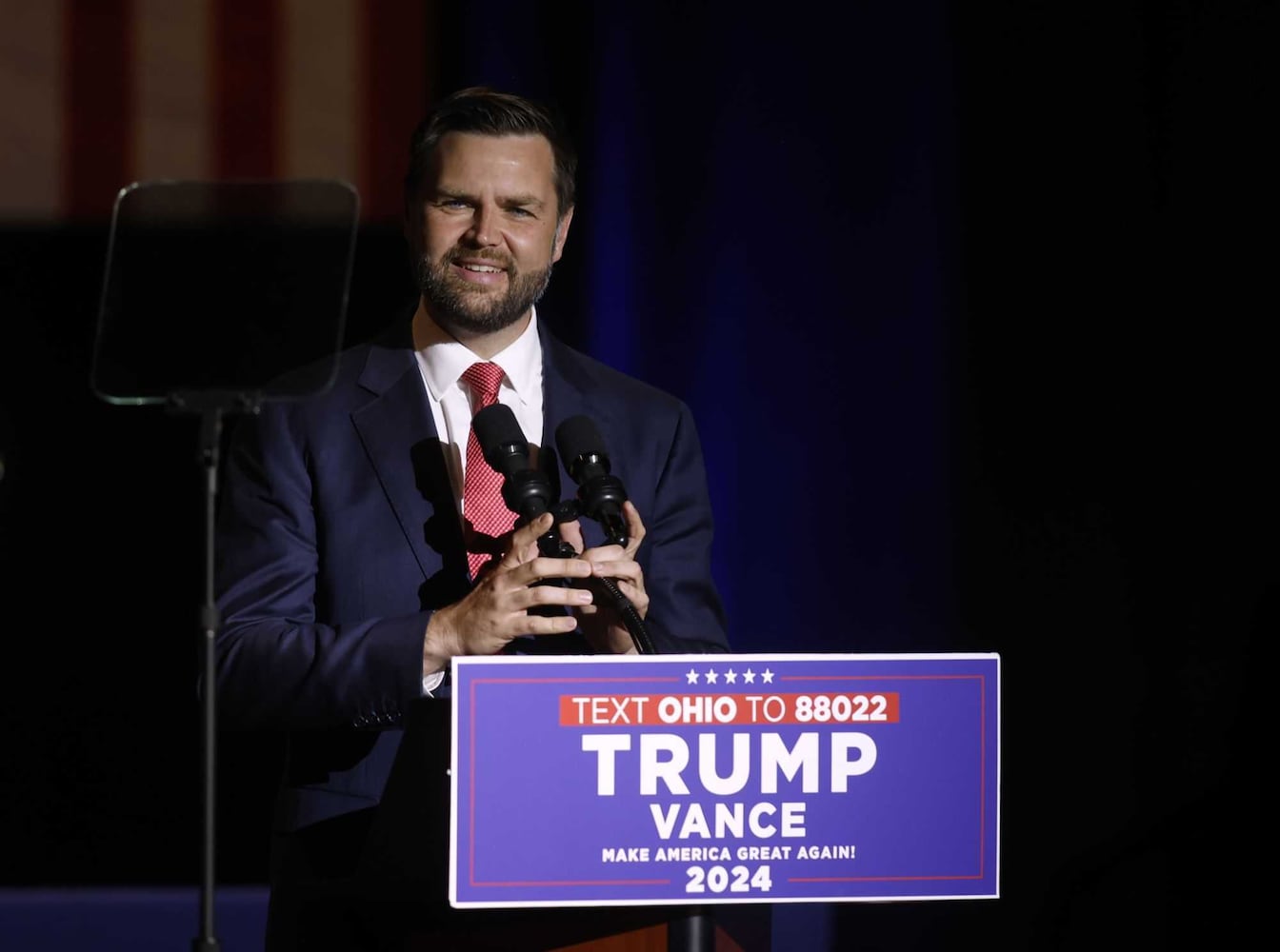 J.D. Vance speaks at Middletown rally