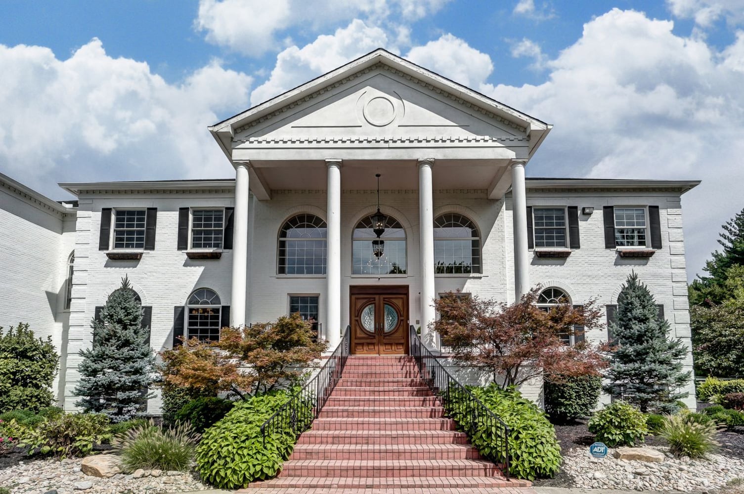 PHOTOS The most expensive house on the market in Butler County