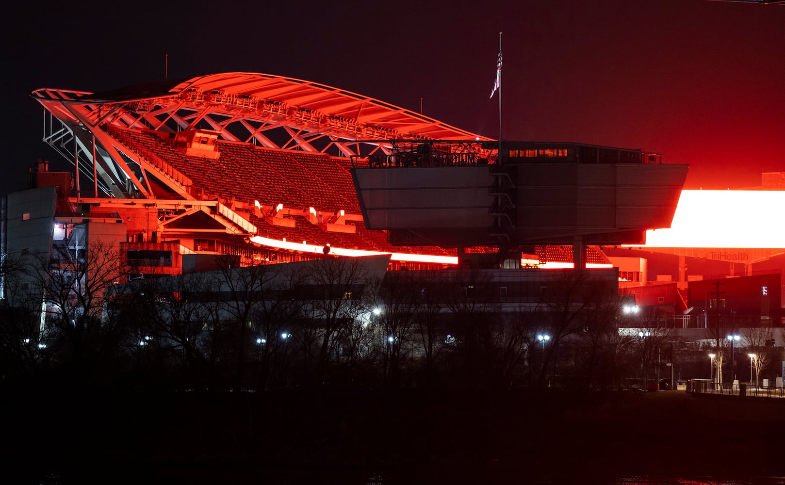 020122 Cincinnati Glow