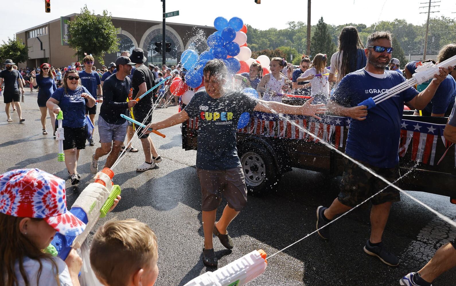 070423 Franklin parade