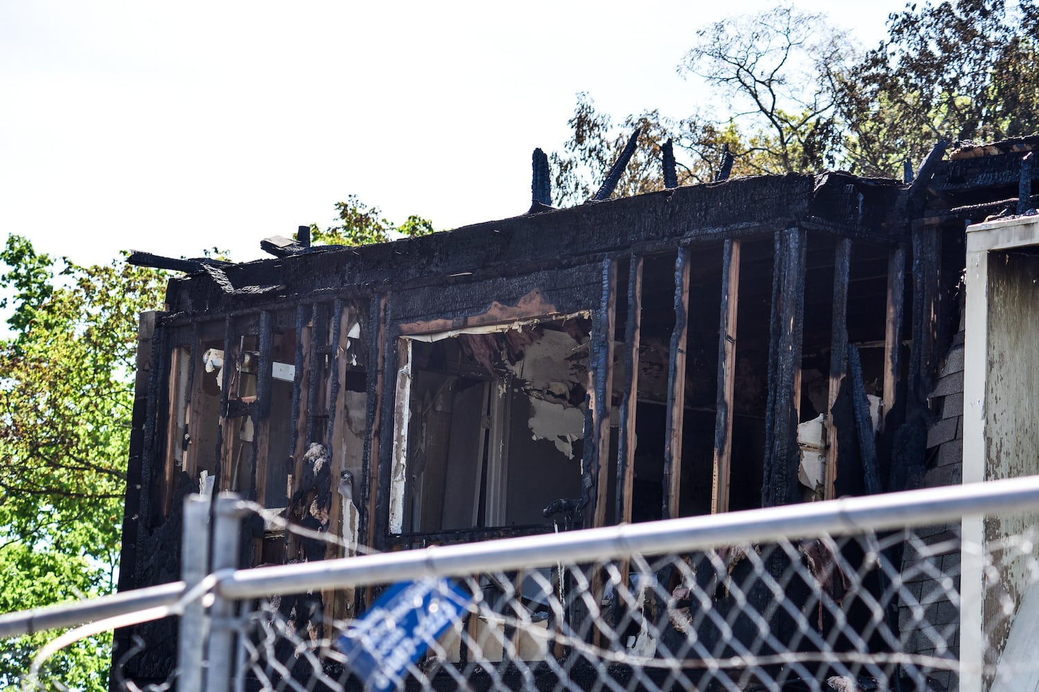 Fire destroys multi-unit apartment building in Fairfield